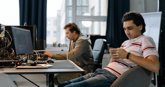 Two emails hit my inbox this morning with the same basic message: the SaaS metrics playbook is breaking. Kyle Poyar says ARR is becoming untrustworthy for AI companies. Ben Murray says the SaaSpocalypse is here, and NRR is about to collapse when AI - LinkedIn