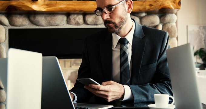 4 Behaviors That Put You on the Top Sales Producer Board (Money Monday)