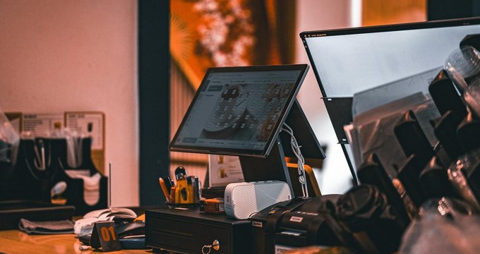 #481 B2B SaaS SEO: In-House Team vs. Agency?
