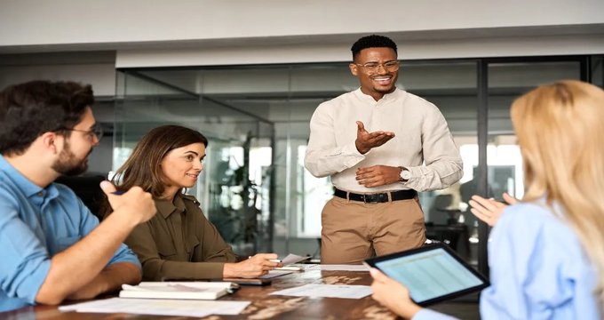 What is an agentic revenue organization?